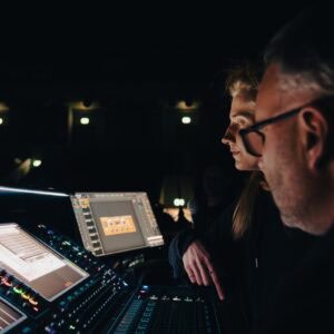 Podcast: DiGiCo Quantum 326 na europejskim tournée Hani Rani 